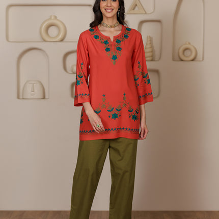 Qazmi Women Aari Embroidered Viscose Rayon Ethnic Short Kurta