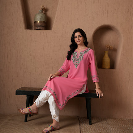 Qazmi Women's Mahsa Kashmiri Aari Work Straight Kurta