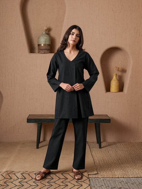 Qazmi Women's Cotton Linen Kashmiri Aari Work CoOrd Set