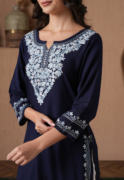 Qazmi Women's Mahsa Kashmiri Aari Work Straight Kurta