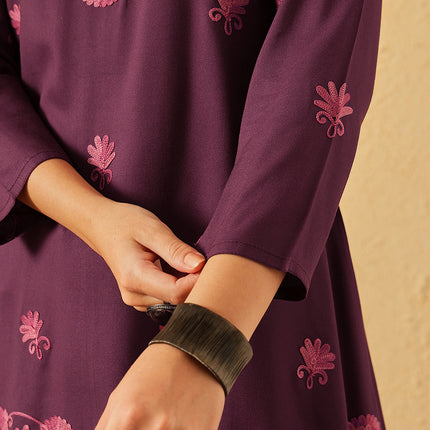 QAZMI Zayesha Kashmiri Aari Embroidered A-Line Flared Kurti