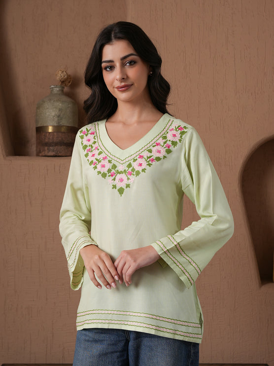 Qazmi Women's Amina Kashmiri Embroidered V-Neck Short Kurti