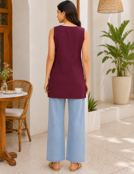 Qazmi Women Embroidered Viscose Rayon Sleeveless Embroidered Kurti