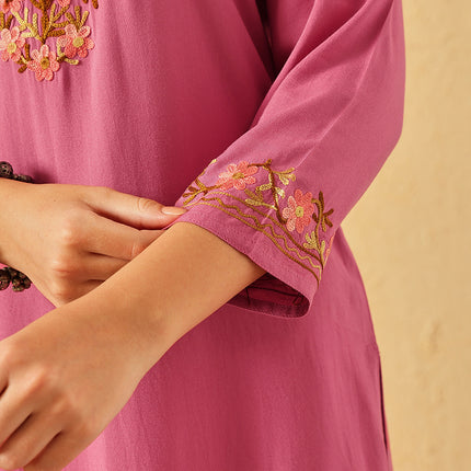 Qazmi Women's Huma Kashmiri Aari Work Keyhole Neck Pink Straight Kurta