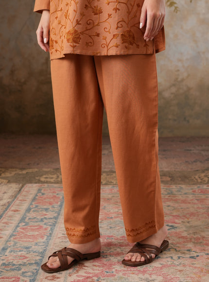 Qazmi Women's Kashmiri Aari Embroidered Cotton Linen V-Neck CoOrd Set