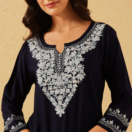 Qazmi Women's Mahsa Kashmiri Aari Work Peach Straight Kurta