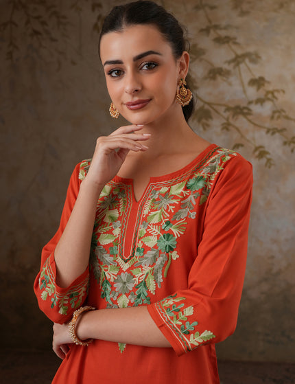 Qazmi Women's Noor Kashmiri Aari Work Straight Kurta