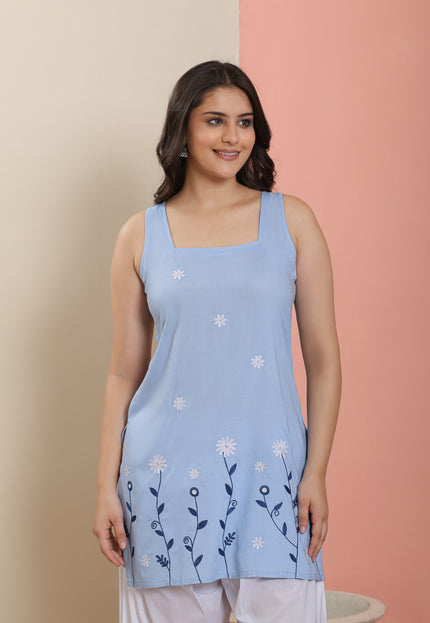 QAZMI Women Floral Embroidered Sleeveless Kurti