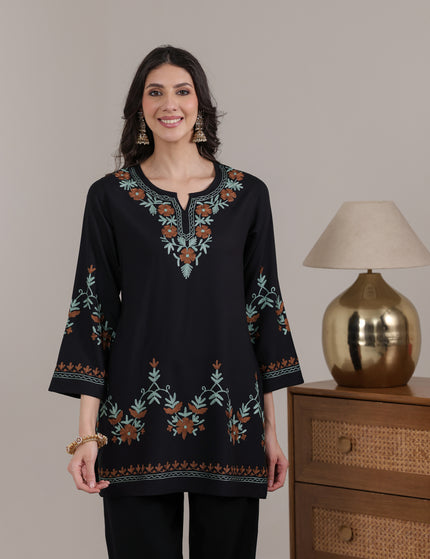 Qazmi Women Aari Embroidered Viscose Rayon Ethnic Short Kurta