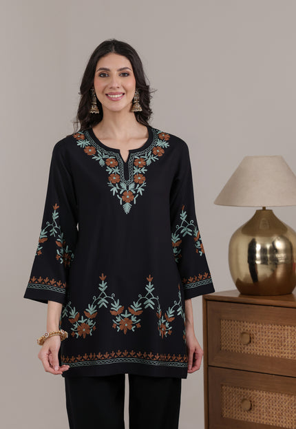 Qazmi Women Aari Embroidered Viscose Rayon Ethnic Short Kurta