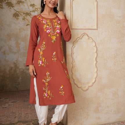 Qazmi Women's Sahar Kashmiri Aari Work Straight Kurta
