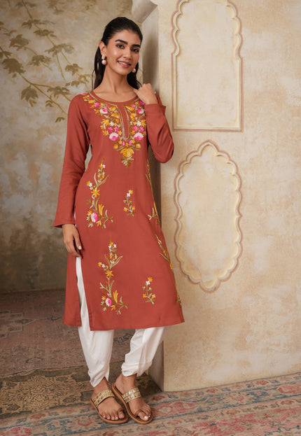 Qazmi Women's Sahar Kashmiri Aari Work Straight Kurta