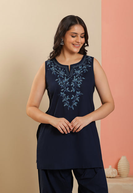 Qazmi Women Embroidered Viscose Rayon Sleeveless Embroidered Kurti