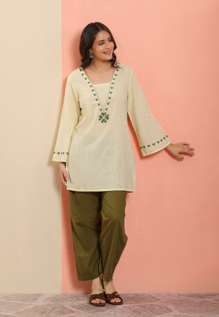 Qazmi Women Pure Cotton Square-Neck Aari  Embroidered Short Kurti