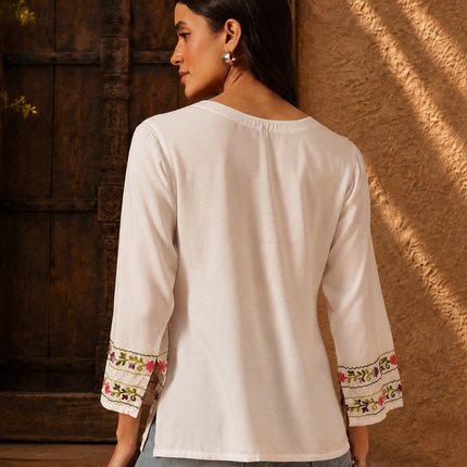 Qazmi Women's Amina Kashmiri Embroidered V-Neck Short Kurti
