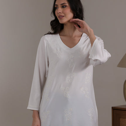 Qazmi Women Kashmiri Aari Embroidered Viscose Rayon Flared Sleeves Short Kurti