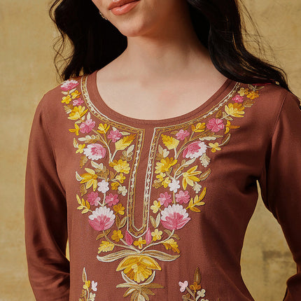 Qazmi Women's Sahar Kashmiri Aari Work Straight Kurta