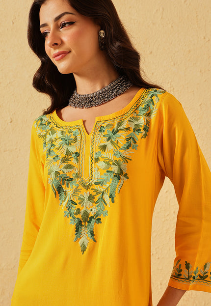 Qazmi Women's Noor Kashmiri Aari Work Straight Kurta
