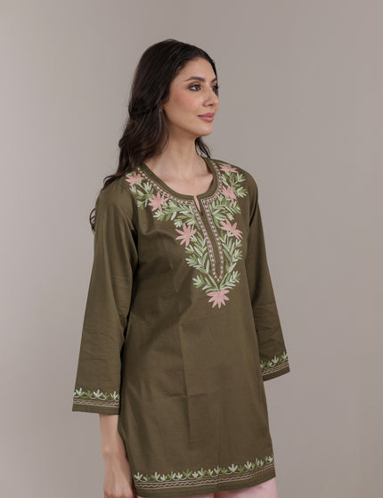 Qazmi Women Aari Embroidered Pure Cotton Short Kurta with Full Sleeves