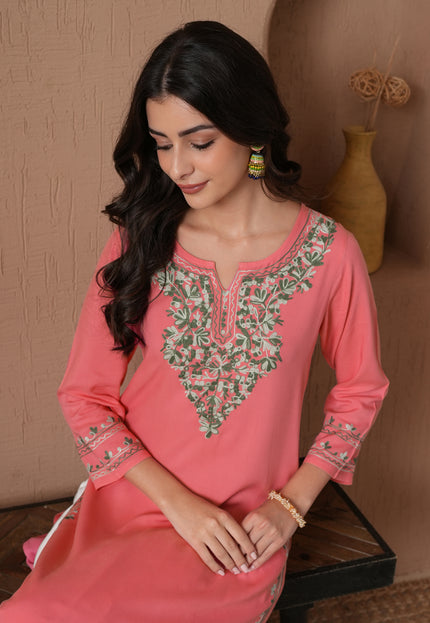 Qazmi Women's Mahsa Kashmiri Aari Work Straight Kurta
