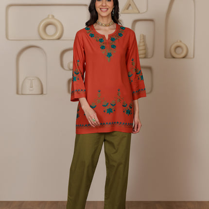 Qazmi Women Aari Embroidered Viscose Rayon Ethnic Short Kurta