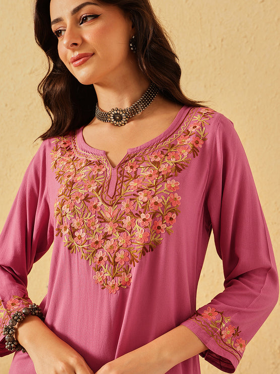 Qazmi Women's Huma Kashmiri Aari Work Keyhole Neck Pink Straight Kurta