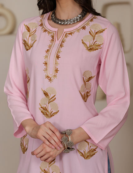 Qazmi Women Kashmiri Aari Embroidered Viscose Rayon Short Kurta