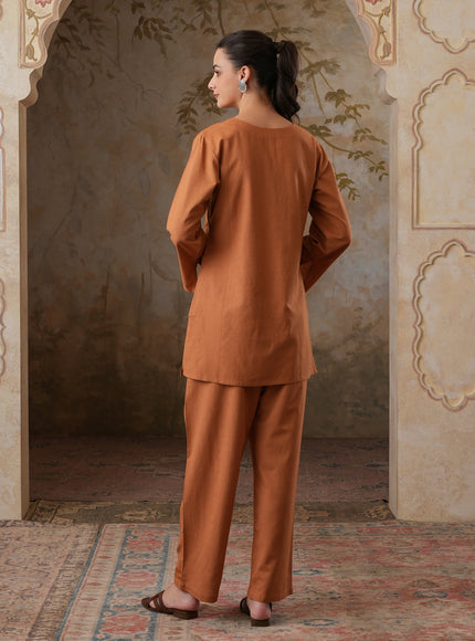 Qazmi Women's Kashmiri Aari Embroidered Cotton Linen V-Neck CoOrd Set