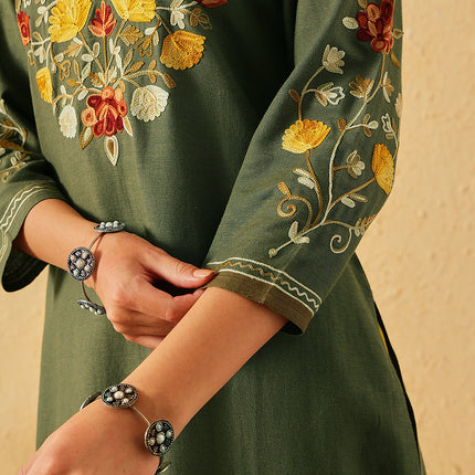 Qazmi Women's Zaynab Kashmiri Aari Work Cotton Linen Olive Green Kurta