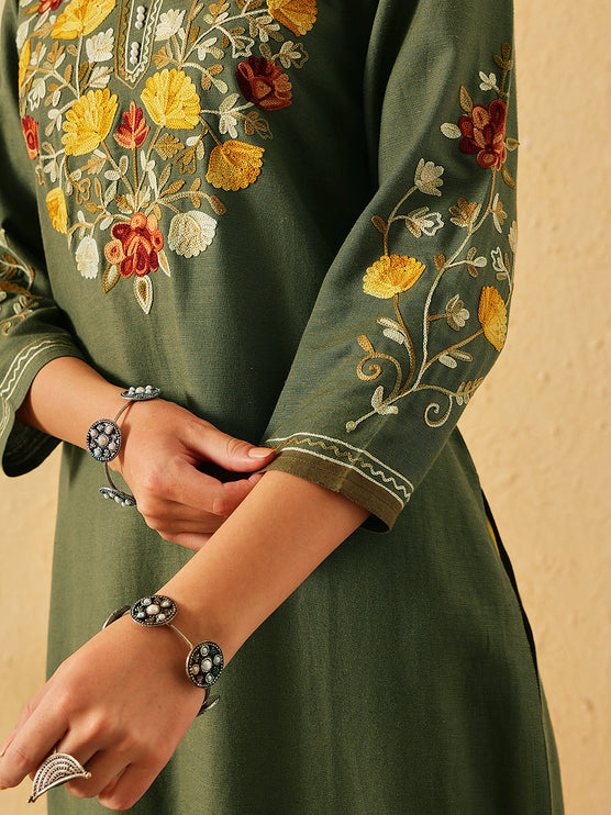 Qazmi Women's Zaynab Kashmiri Aari Work Cotton Linen Olive Green Kurta