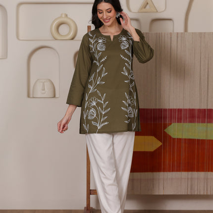Qazmi Women's Aari Embroidered Pure Cotton Short Kurta