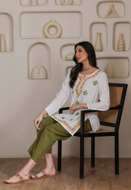 Qazmi Women Kashmiri Aari Embroidered Viscose Rayon Short Kurta