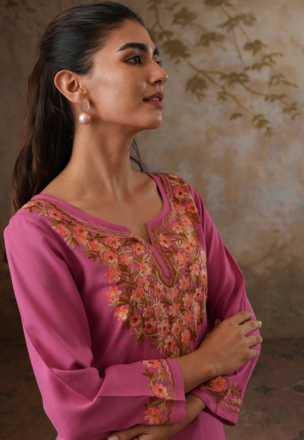 Huma Aari Work Straight Kurta