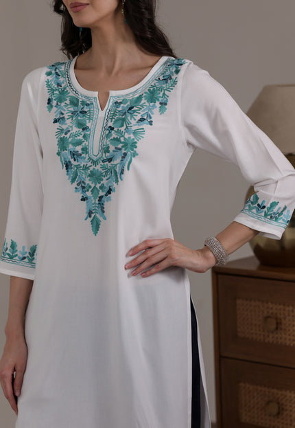 Qazmi Women's Noor Kashmiri Aari Work Straight Kurta