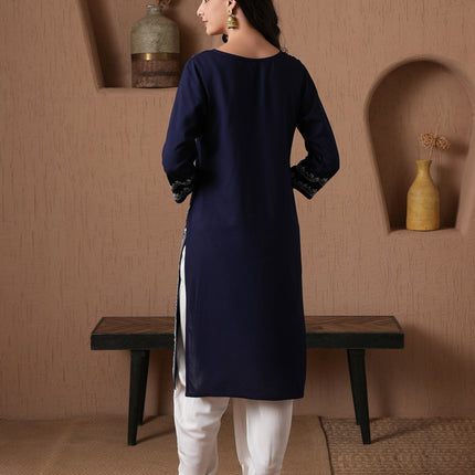 Qazmi Women's Mahsa Kashmiri Aari Work Straight Kurta