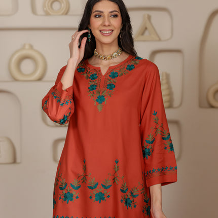 Qazmi Women Aari Embroidered Viscose Rayon Ethnic Short Kurta