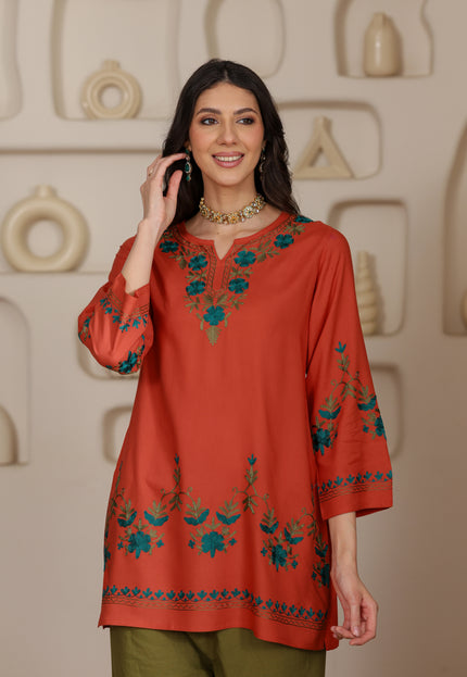 Qazmi Women Aari Embroidered Viscose Rayon Ethnic Short Kurta