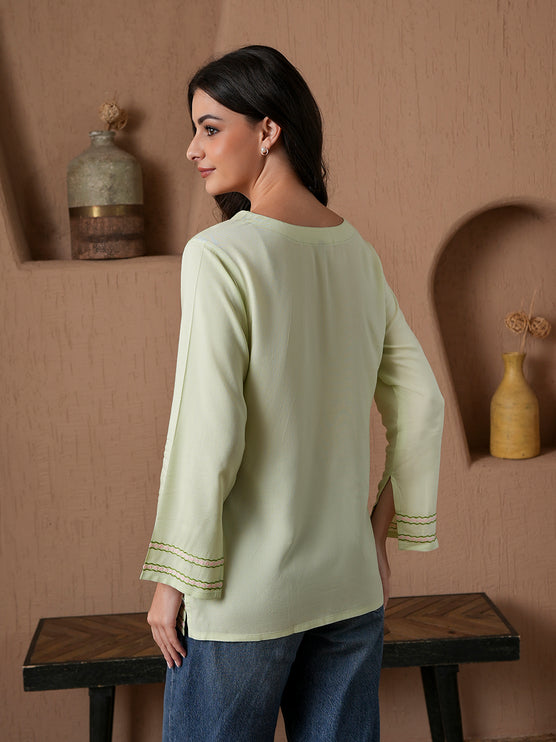 Qazmi Women's Amina Kashmiri Embroidered V-Neck Short Kurti