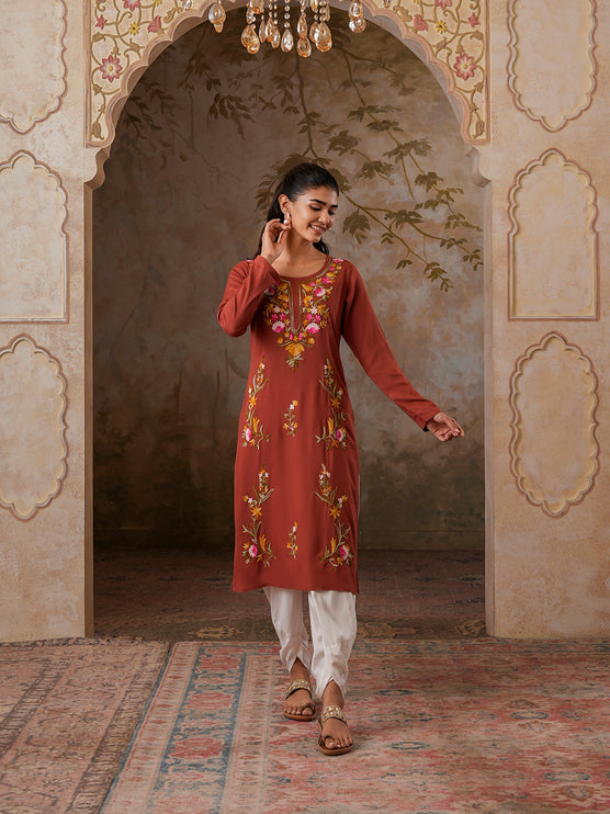 Qazmi Women's Sahar Kashmiri Aari Work Straight Kurta