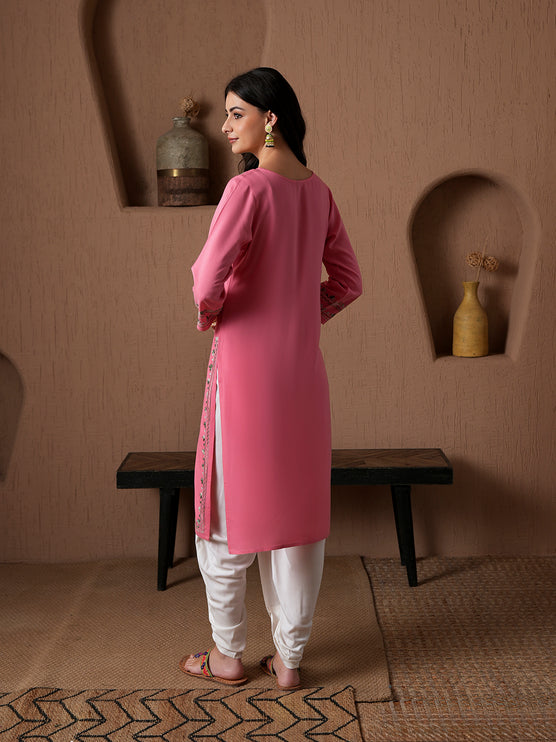 Qazmi Women's Mahsa Kashmiri Aari Work Straight Kurta