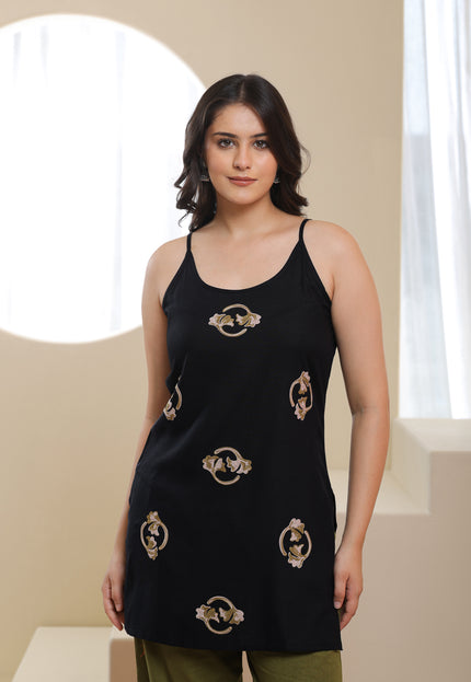 Qazmi Women Embroidered Viscose Rayon Sleeveless Embroidered Kurti