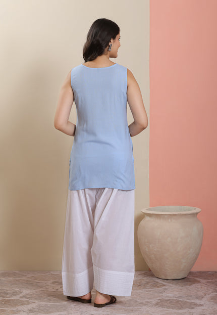 Qazmi Women Embroidered Viscose Rayon Sleeveless Embroidered Kurti