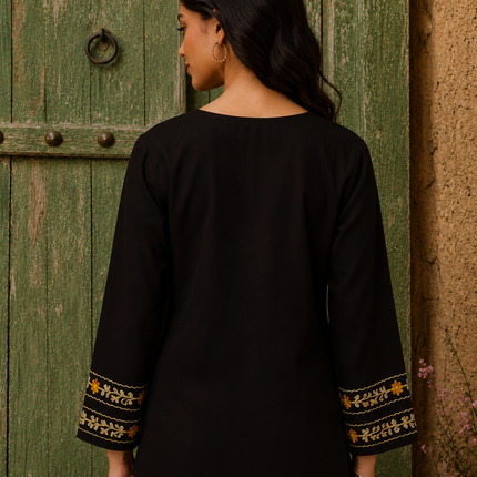 Qazmi Women's Amina Kashmiri Embroidered V-Neck Short Kurti