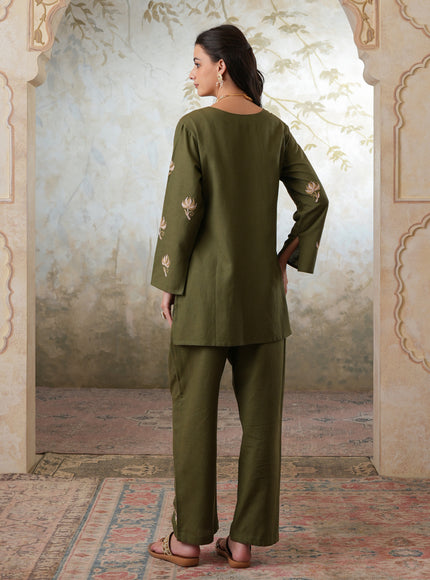 Qazmi Women's Kashmiri Chinarkari Work Olive Green CoOrd Set