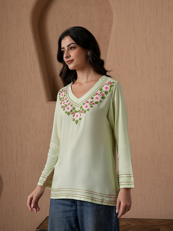 Qazmi Women's Amina Kashmiri Embroidered V-Neck Short Kurti