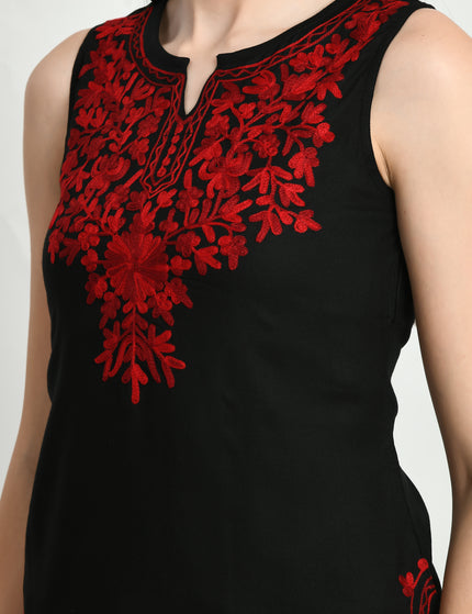 Aari Sleeveless Short Kurti For Women