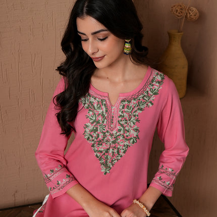 Qazmi Women's Mahsa Kashmiri Aari Work Straight Kurta