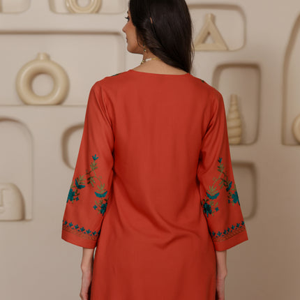 Qazmi Women Aari Embroidered Viscose Rayon Ethnic Short Kurta