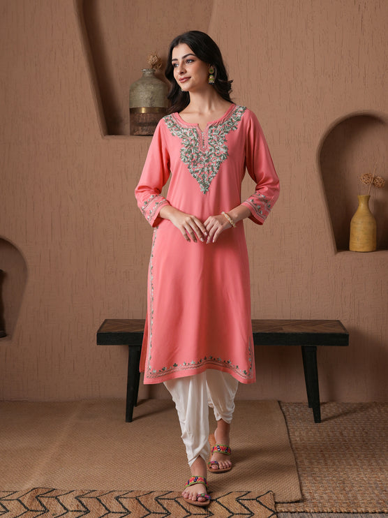 Qazmi Women's Mahsa Kashmiri Aari Work Straight Kurta