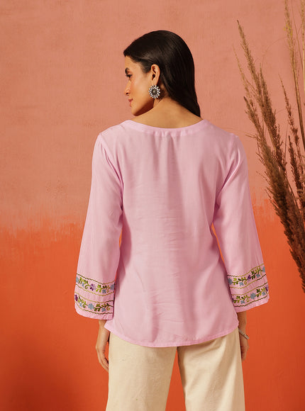 Qazmi Women's Amina Kashmiri Embroidered V-Neck Short Kurti